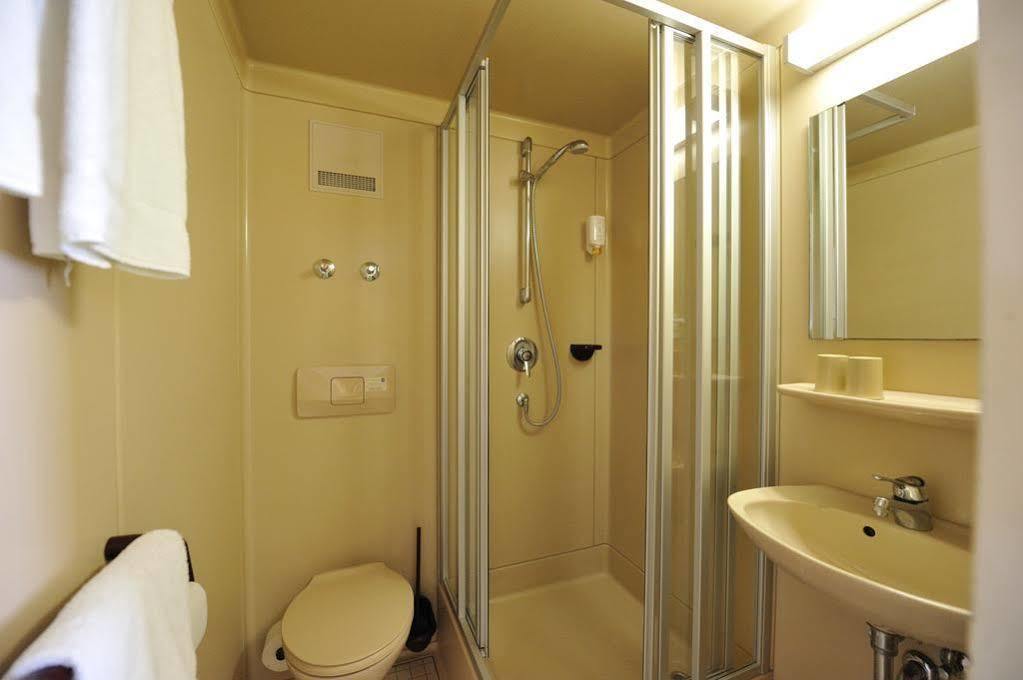 Hotel Gasthof Stift Λιντάου Εξωτερικό φωτογραφία
